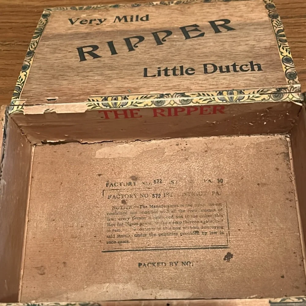 Vintage Antique Little Ripper Wooden Cigar Box - Brown